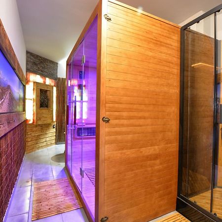 Apartament Glamour Ustrzyki Dolne Ngoại thất bức ảnh