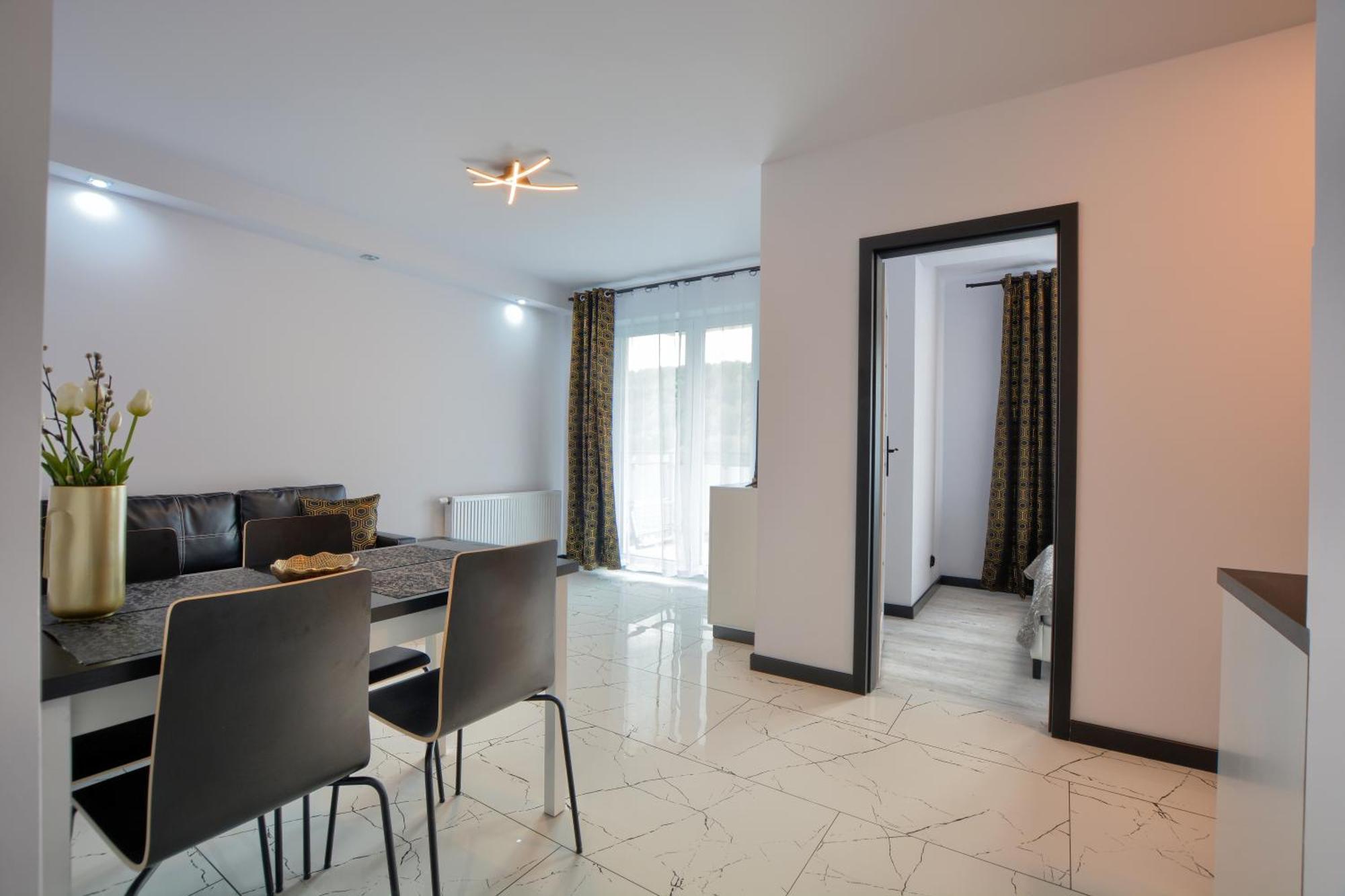 Apartament Glamour Ustrzyki Dolne Ngoại thất bức ảnh