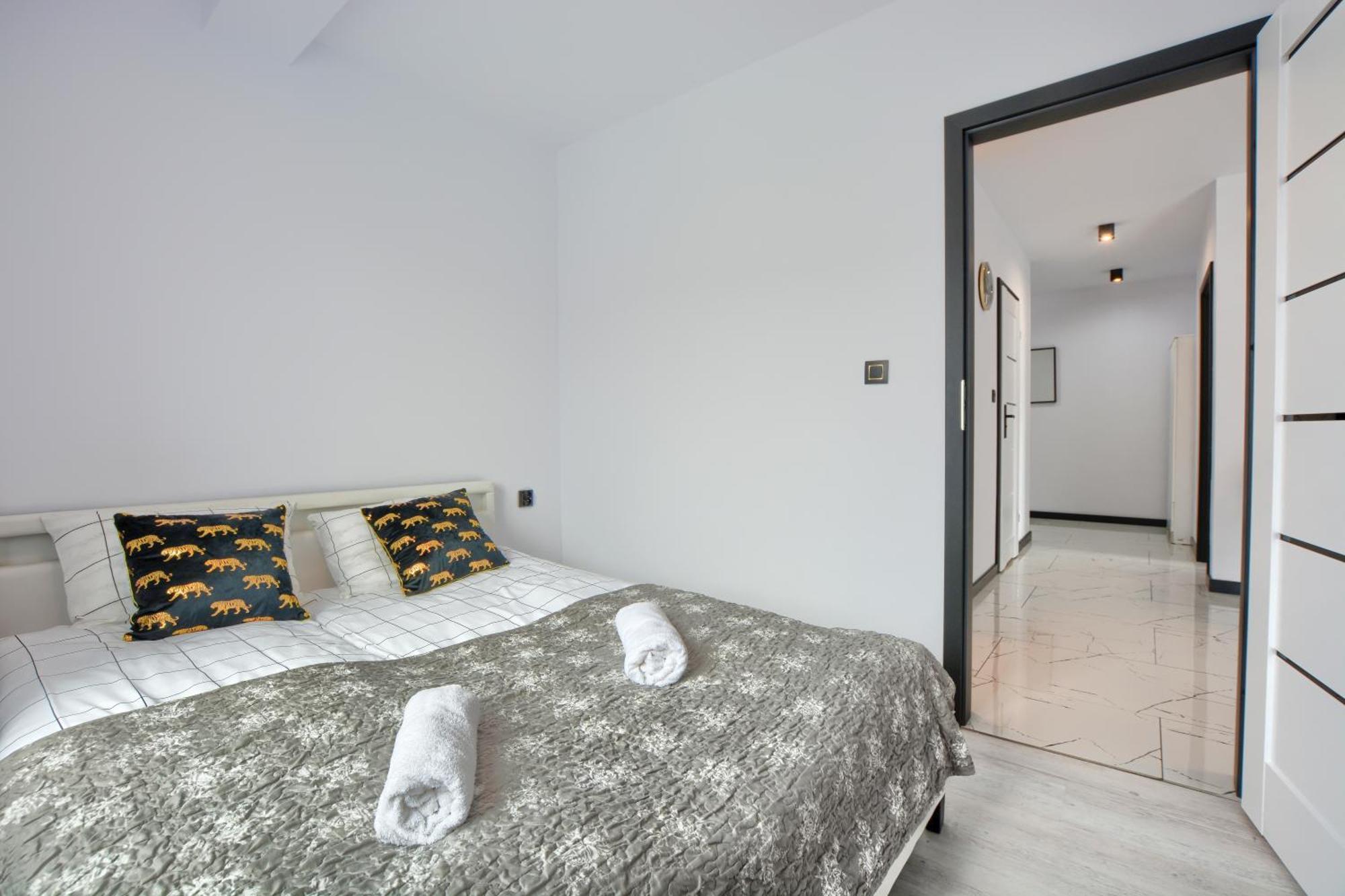Apartament Glamour Ustrzyki Dolne Ngoại thất bức ảnh