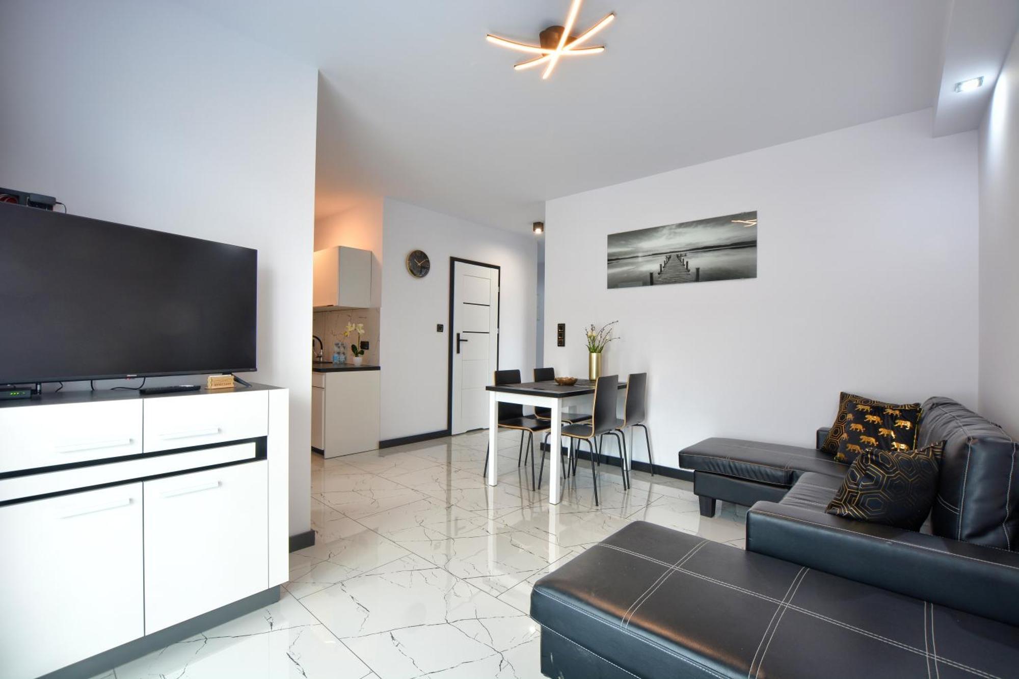 Apartament Glamour Ustrzyki Dolne Ngoại thất bức ảnh